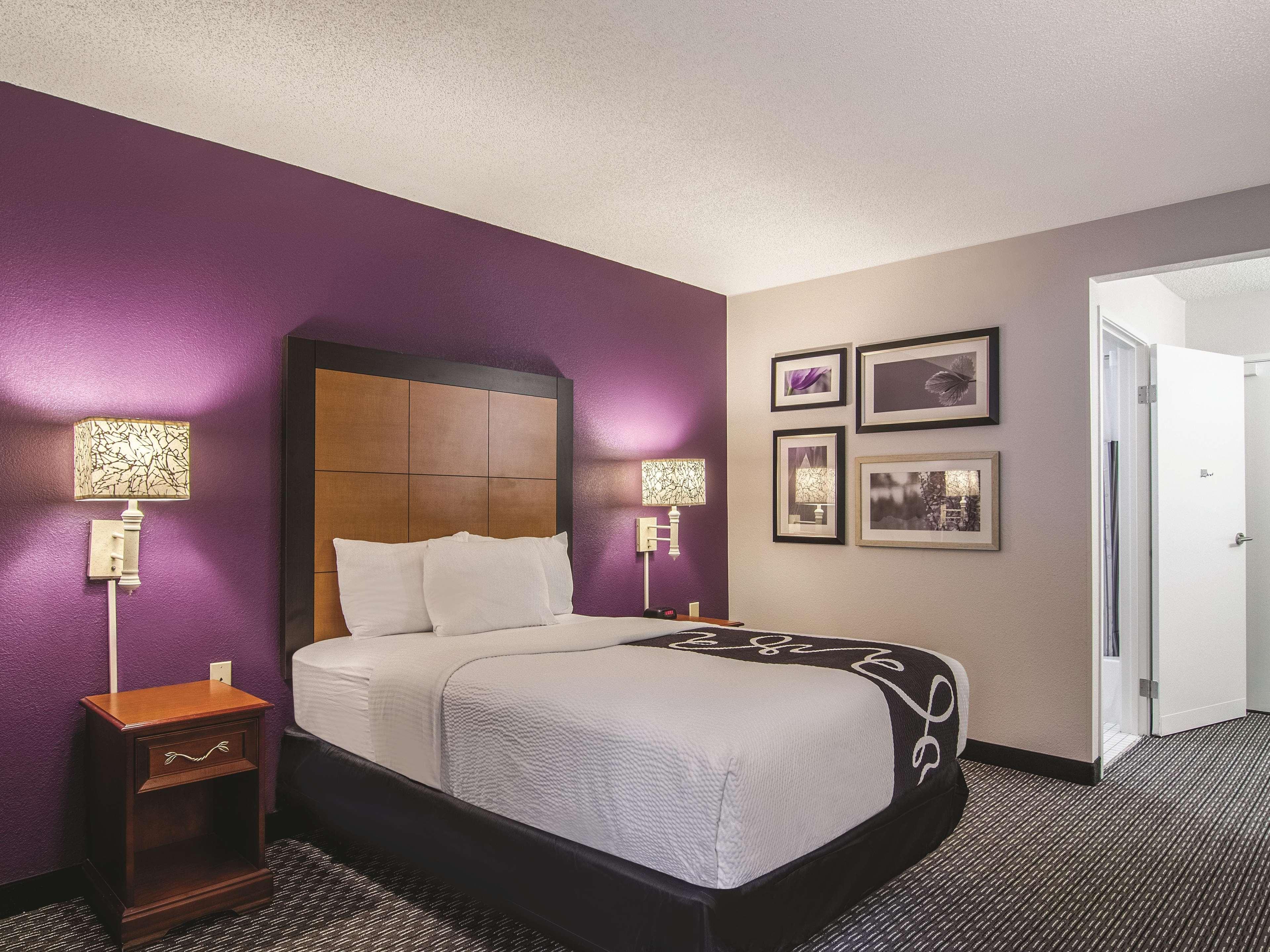 Hotel La Quinta By Wyndham Miami Airport East 3*
