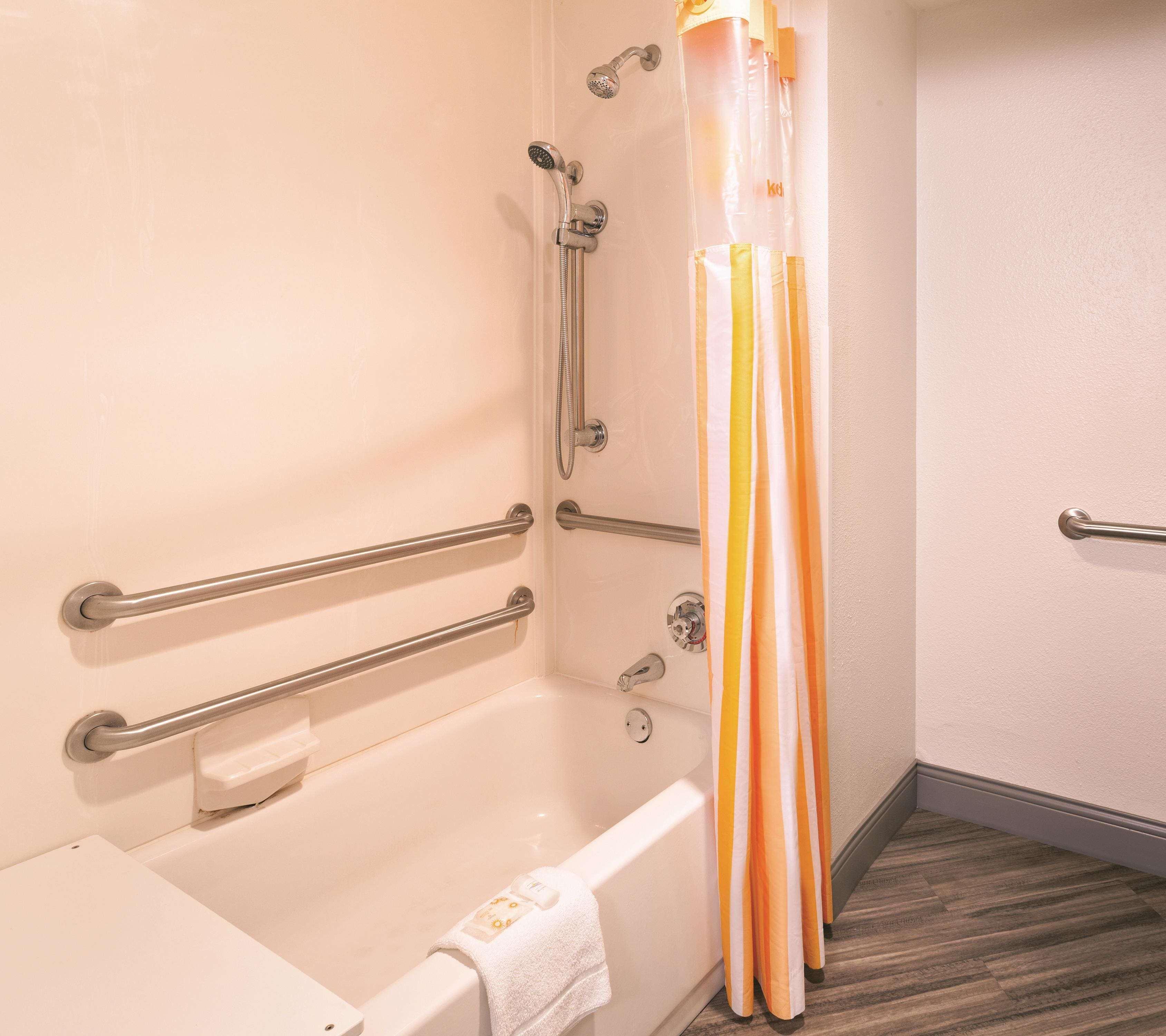 Hotel La Quinta By Wyndham Miami Airport East 3*